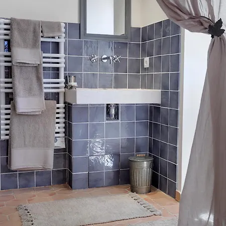 Apartment Le Mas Des Candeliers At Chateau Roubine Lorgues